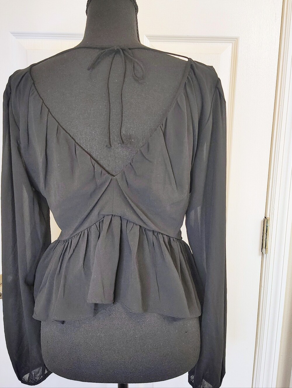 H&M Women's Black Sheer Long Sleeve Peplum Blouse Whimsigoth Fairy Grunge Small